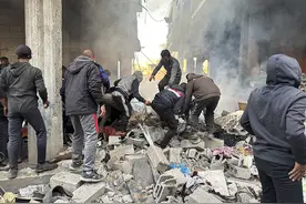 报复行动接二连三，冲突升级引发忧虑，也门胡塞武装与以色列展开“互攻”图片