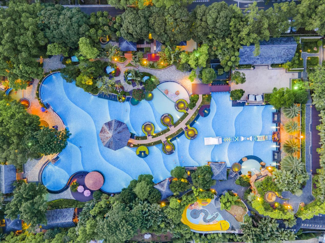 中山草莓音乐节燃爆全场！散场别急着走，还有惊喜等你→