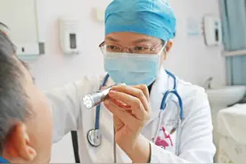 珠海妇幼儿童呼吸专科主任陈宏君：用爱守护孩子们的“一呼一吸”图片