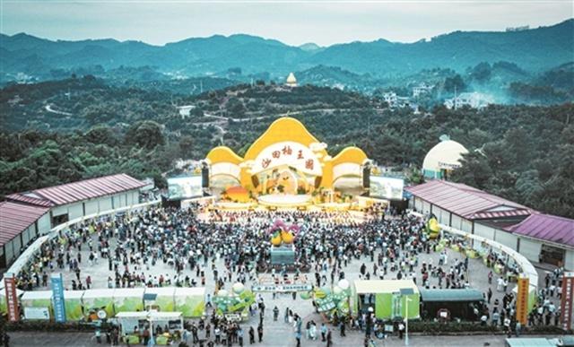 八桂好“丰”景 惹得游人醉
