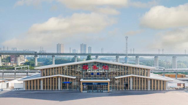 隆泸叙铁路今日通车！西部陆海新通道关键一环打通