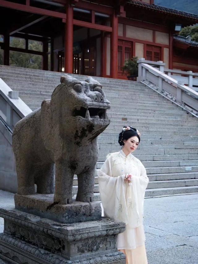 惊艳春晚的“王昭君”同款！三八女神节，去昭君故里赴一场汉服之约，做自己的“当代花神”！