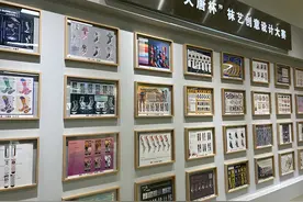 绍兴诸暨大唐袜业集群转型：一场市场与政府的“互动”图片