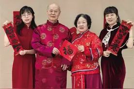 “幸福来敲门”全家福拍摄公益活动继续进行 付家巷社区14个家庭定格温情图片