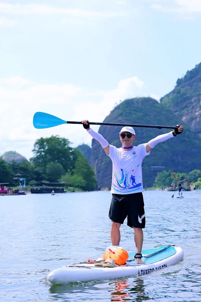 龙虎山又双叒上新啦！泸溪河桨板激浪，开启夏日玩水新姿势！