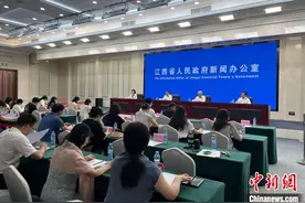 带动更多教师见贤思齐 江西开展优秀教师评选表彰活动图片