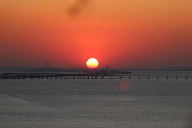 告别2025，来青岛做日落收藏家~