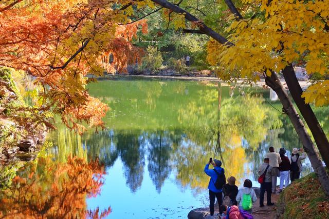 北京：颐和园的秋色