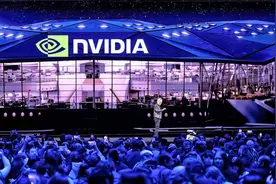 黄仁勋重新定位英伟达：AI Infra聚变图片