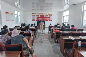 《做积极父母 育乐观孩子》——“仙境好人家·家庭成长训练营”第5期走进小门家镇图片