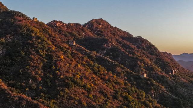 河北迁西：秋到青山关