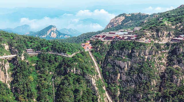 天下泰山·岱宗万象丨绿染岱宗 清爽纯净