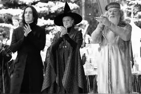 再见，麦格教授！英国国宝级女演员玛吉·史密斯去世图片