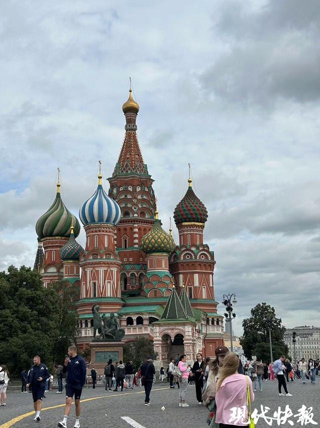 30天免签生效引爆旅游热潮，中国游客赴俄“说走就走”