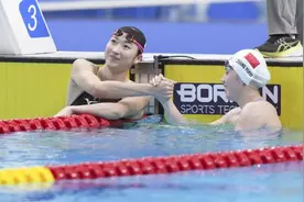 日本游泳名将池江璃花子获巴黎奥运会入场券图片