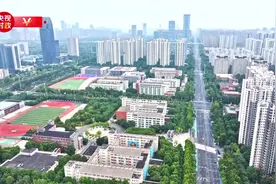 习近平安徽行丨矢志创新谋未来——走进合肥滨湖科学城视频封面