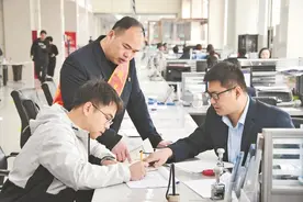 【新闻早茶】河北亮出优化营商环境成绩单！还有这些热点……图片