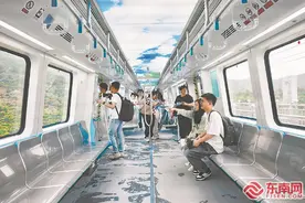 福州地铁滨海快线昨日全线空载试运行图片
