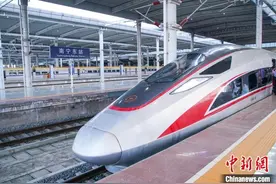 贵南高铁全线贯通运营 广西实现“市市通高铁动车”图片