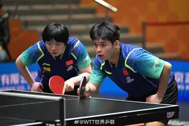 亚锦赛混双决赛：林诗栋/蒯曼3-1击败李正植/金琴英，夺混双冠军图片