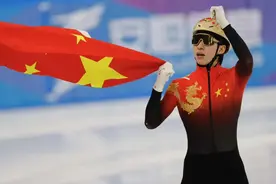 戏剧一幕！发了3次枪，林孝埈顶住压力拿下男子500米金牌！图片
