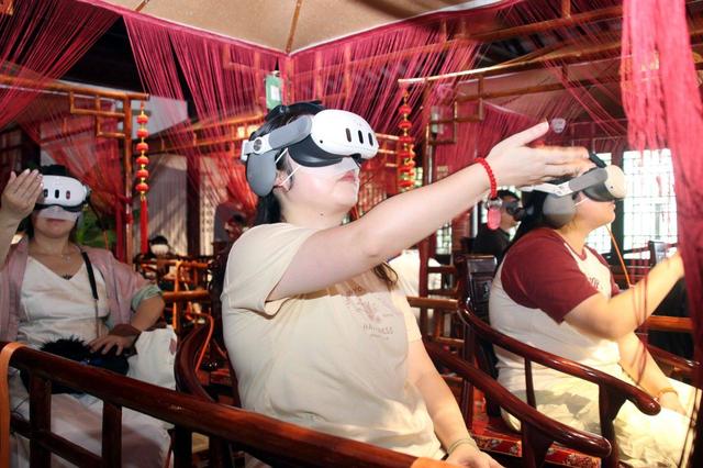 江苏苏州：沉浸式体验VR游拙政园