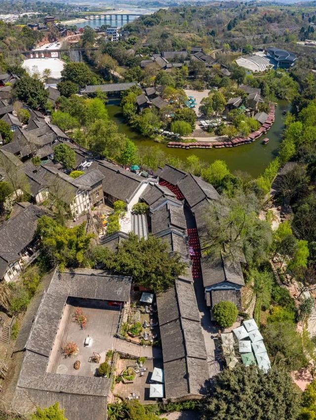 赏花、摘果、逛古镇，玩一天根本不够！