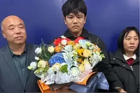 马上评｜父子分离25年的人间悲剧这般推热搜合适吗？图片