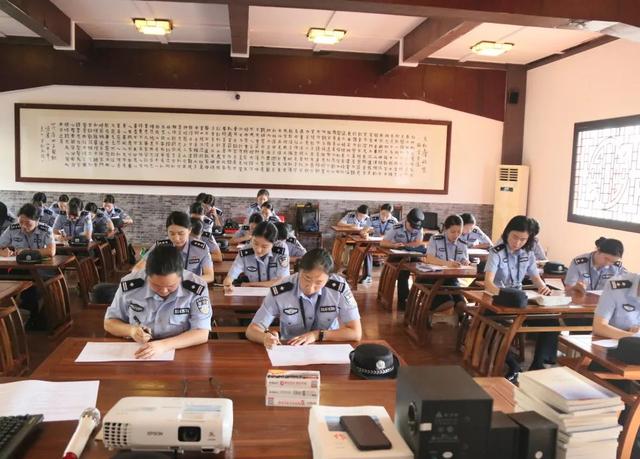 叮咚！这份“高墙园丁”通关攻略请查收~