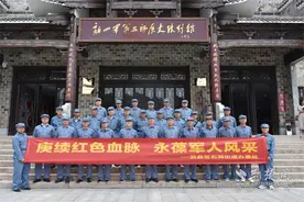 武昌区石洞街道退役军人到姚家山红色教育基地参观学习图片