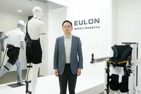 “钢铁侠”战甲长沙造：柔性外骨骼机器人背后的技术突围图片