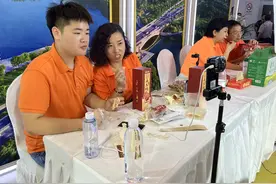 聚焦文旅博览会｜美食齐亮相 逛展饱口福图片
