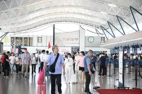 “最北”“最西”航线来袭，这个暑假宁波机场带你“飞”图片