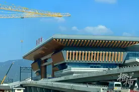 “东方好莱坞”马上通高铁，横店站下车后怎么去影视城更方便？图片