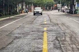 服务提升行动之“问路” ④ | 300天里200天在掘路施工，永和东路一带居民吃不消图片