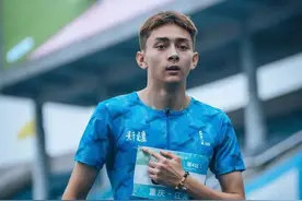 20天内，两破全国纪录！他才17岁图片