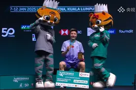 雪地迷彩和限量版小黄鞋图片