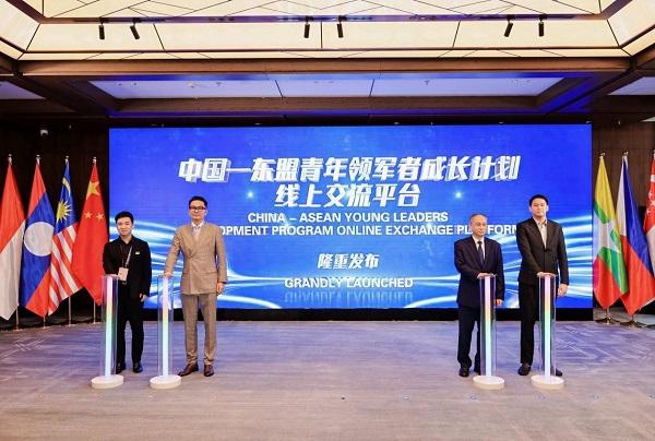 千机科技石哲元获“中国-东盟青年领军者”，以低空科技架起区域合作桥