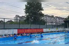 浙江嘉兴为2万余名小学生免费开设游泳课图片