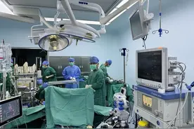 13岁女孩雯雯双肺移植成功，爸爸感谢所有好心人：你们给了孩子第二次生命图片