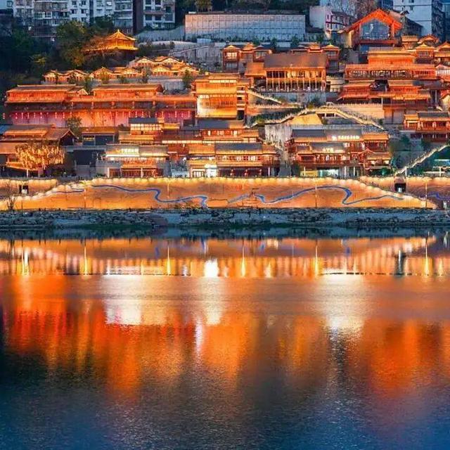2025年华蓥山旅游文化节启幕 广安推出四条精品线路
