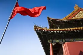 最美不过那一抹中国红图片