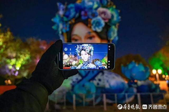 读懂济南|“湖畔雨荷”为何能点燃济南千年心跳