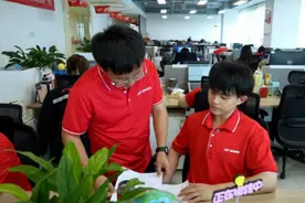 丝路青年说（十八）|中国数字技术为阿联酋物流用户带去更多便利图片