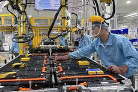 美国客户急电越南中企：90天内！能发多少发多少图片