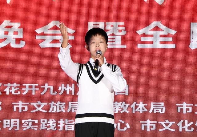 快看！国庆好节目！他！她！他们！肥城“明星”进景区进社区！详情…