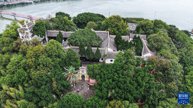 新时代中国调研行之文化中华｜重庆奉节：“诗城”风光引游人