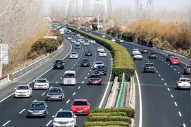 春节自驾返乡，新能源车没电了该怎么办？图片