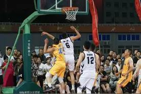 晋城市第二届俱乐部篮球对抗赛火热开赛图片