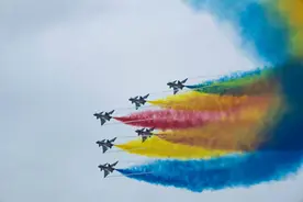 歼20歼35A！中国进入双隐身战机时代 数说人民空军75年风云变幻图片